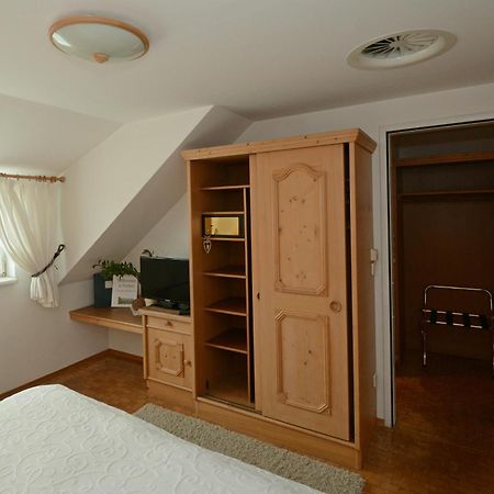 Hotel & Restaurant Braunstein - Pauli'S Stuben Purbach am Neusiedlersee Ruang foto